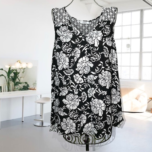 Ricki’s Black and White Floral Print Blouse with Scalloped Edge - Picture 1 of 4